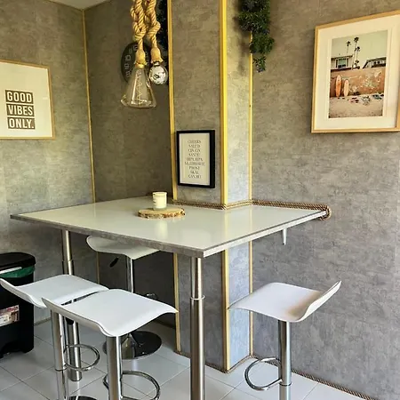 Aloha House With Bbq Near The In 公寓 *