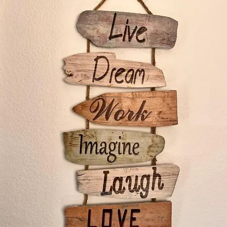 Aloha House With Bbq Near The In *