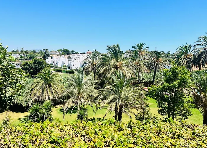 Aloha House With Bbq Near The In Apartment